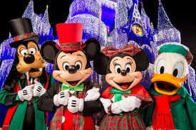 Mickey’s Very Merry Christmas Party 2026: Datas, preços e o que muda no seu planejamento