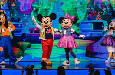 Novo show Disney Jr. Mickey Mouse Clubhouse chega ao Hollywood Studios: o que muda no seu roteiro?